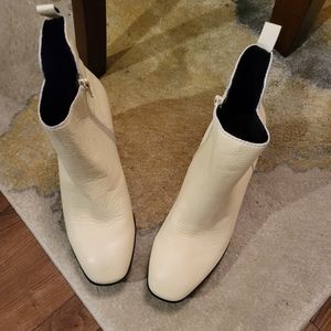 Lucky Brand booties size 8M
